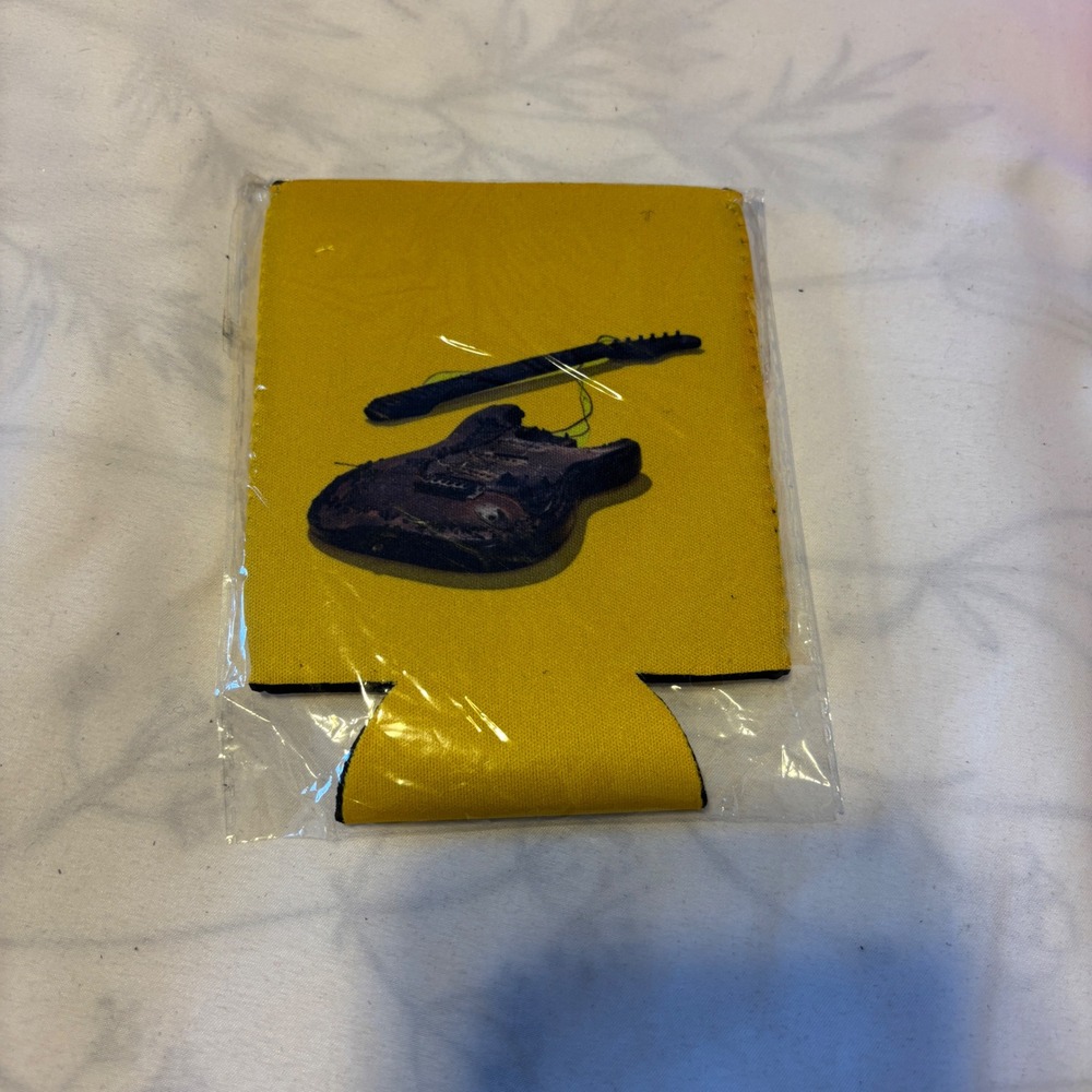 Metallica Can Cooler M72 World Tour 72 Seasons Yellow Guitar Insulated Sleeve